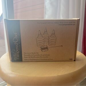 Pampered Chef Decorator Bottle Set Icing Frosting Baking P2